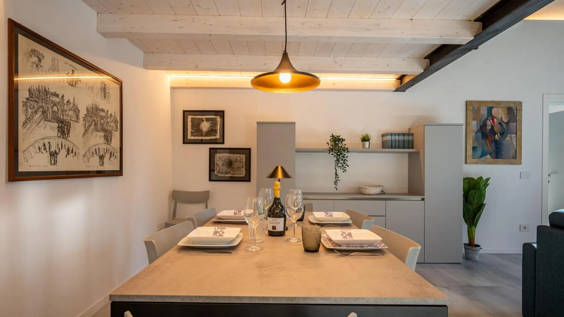 New 2024 - Ancient Gravedona - Where Lake Como Classic Style Meets Modern Design And Comforts - Larihome A40