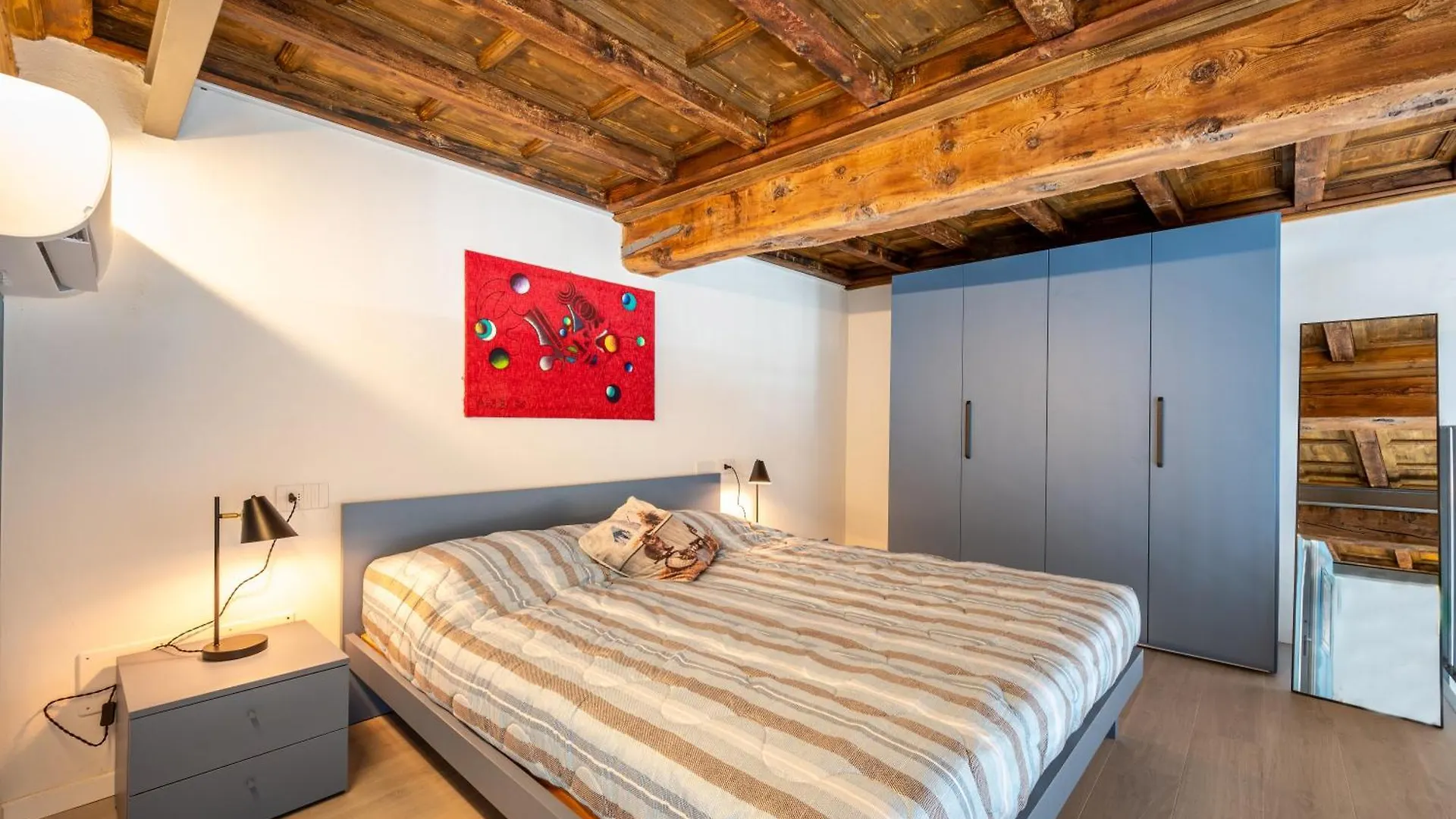 New 2024 - Ancient Gravedona - Where Lake Como Classic Style Meets Modern Design And Comforts - Larihome A40 דירה